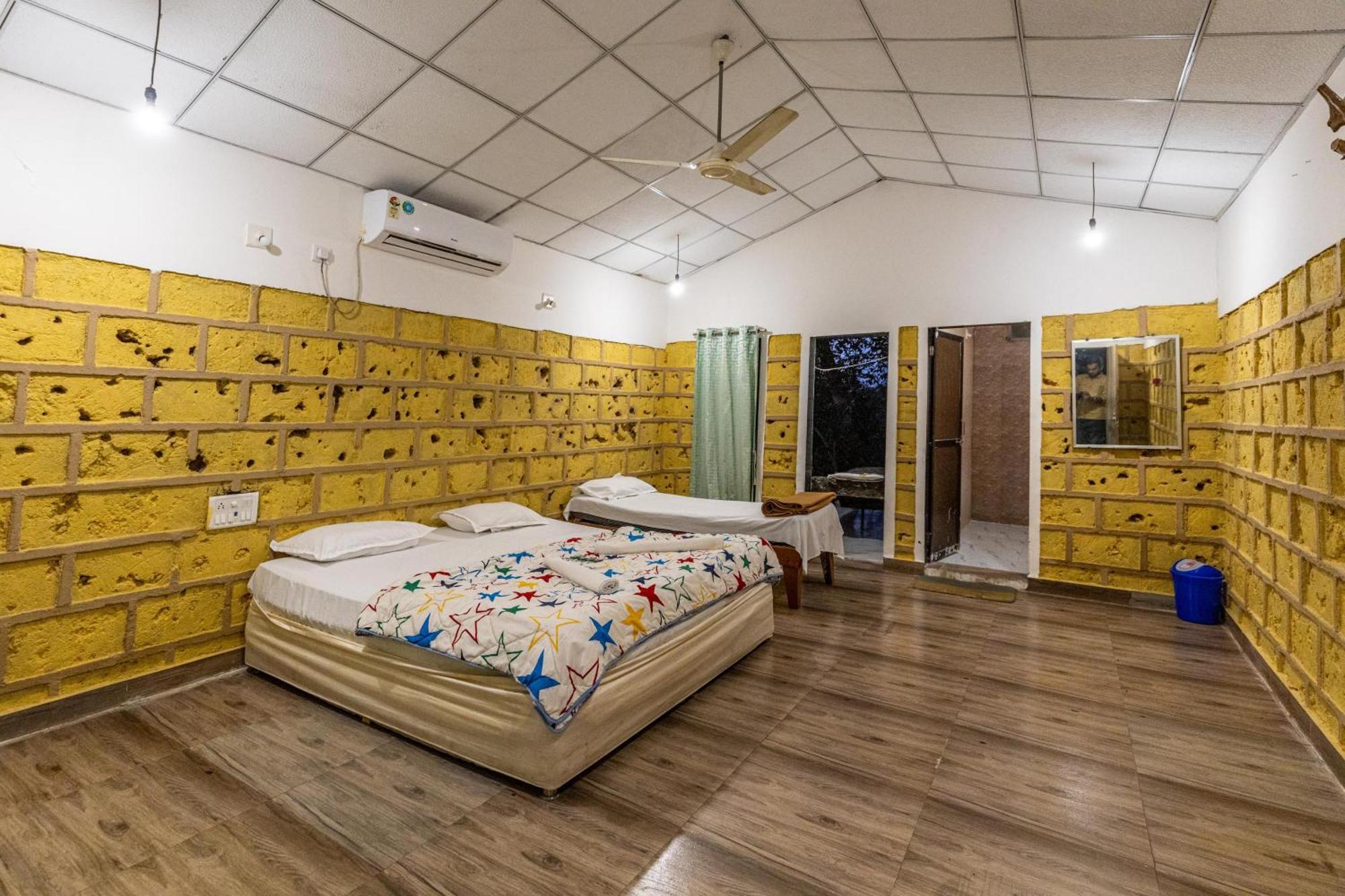 Gir County Resort Sasan Gir Habitación foto